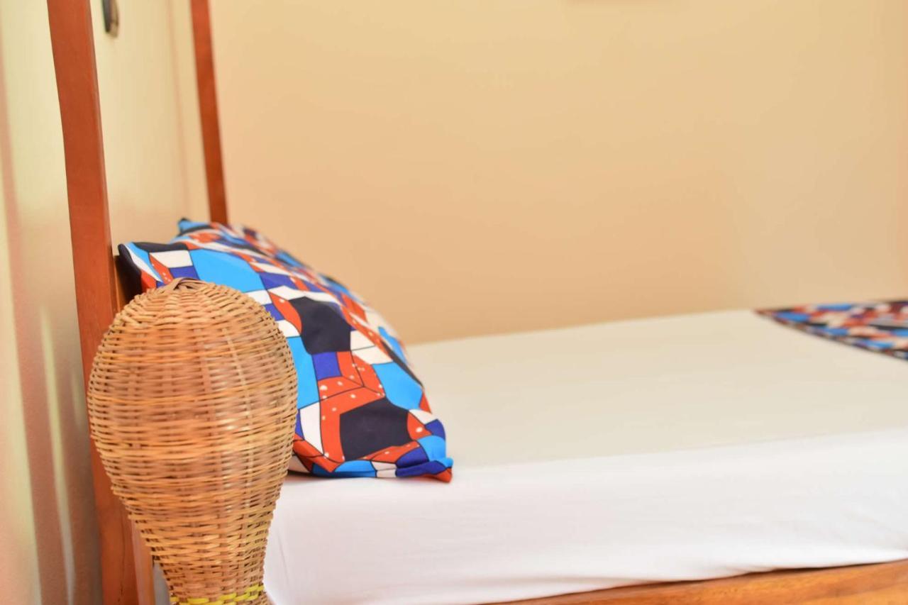 Akwa Guesthouse Cotonou Bagian luar foto