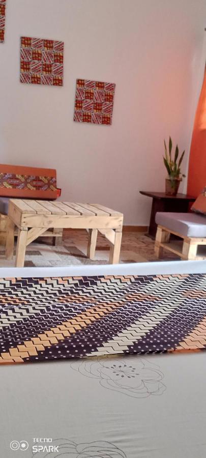 Akwa Guesthouse Cotonou Bagian luar foto
