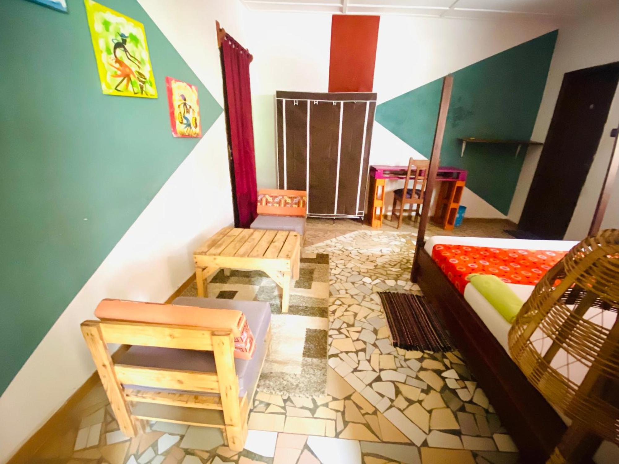 Akwa Guesthouse Cotonou Bagian luar foto